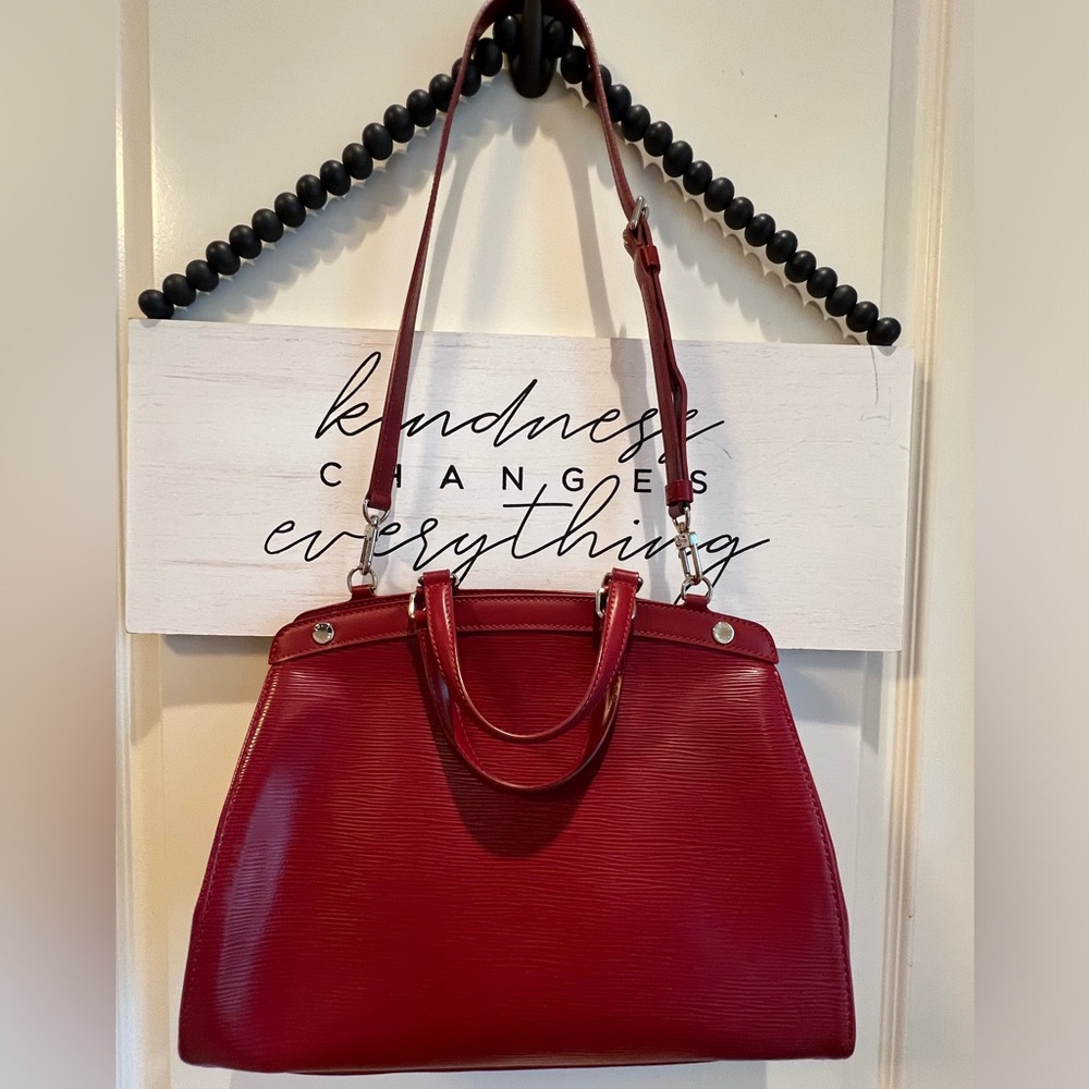 Louis Vuitton EPI Leather Brea MM Rubis Shoulder Purse Tote Bag Two Way LV Red - Picture 3 of 16